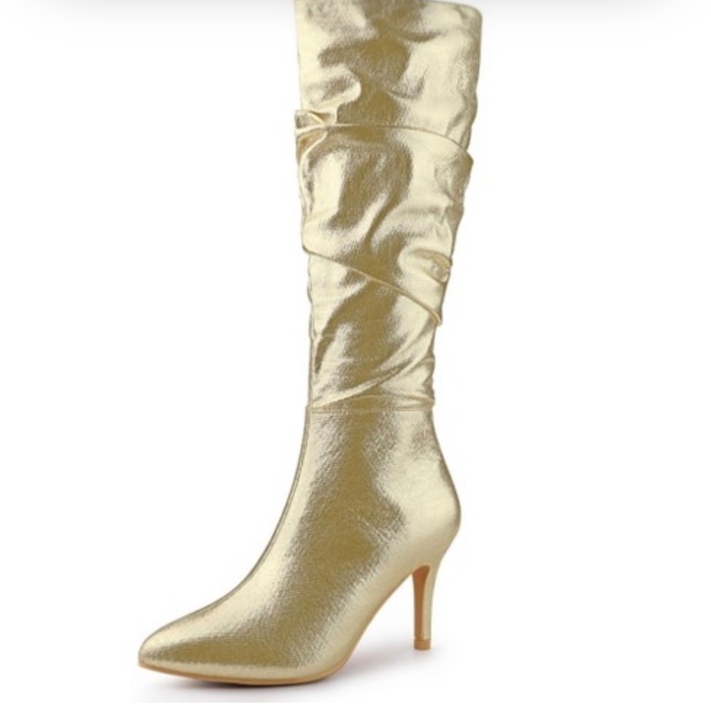 (NEW), US, Gold Metallic Boot with pointed toe, size 7